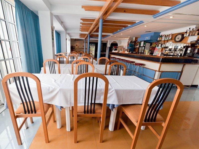 Hotel Apartamentos Vibra Lux Mar Ibiza-stad Buitenkant foto